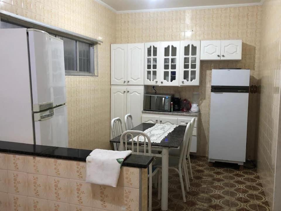 Casa Guilhermina Com Piscina E Churrasqueira Praia Grande  Bagian luar foto